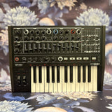 Arturia MiniBrute 2