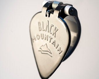 Black Mountain Medium Gauge Spring Loaded Thumb Pick